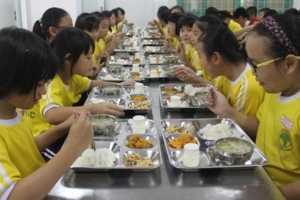 Yêu cầu tăng cường bảo đảm vệ sinh, an toàn thực phẩm trong trường học