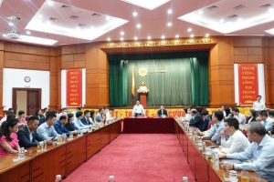 Gỡ khó thị trường chứng khoán, trái phiếu doanh nghiệp cần nới room tín dụng ngân hàng để dòng vốn lưu thông