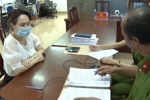 Bán đất trên giấy chiếm đoạt hơn 10 tỉ đồng.