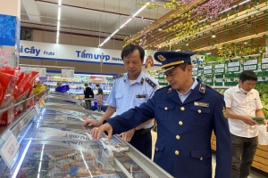 Kon Tum: Tổ chức ký cam kết thực hiện Chương trình Bình ổn thị trường hàng hóa Tết Nguyên đán