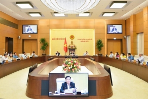 Phiên họp thứ 18 của Ủy ban Thường vụ Quốc hội có 01 ngày cho ý kiến về kỳ họp bất thường thứ hai