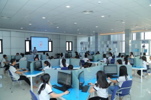 Học phí của cơ sở giáo dục và đào tạo công lập năm học 2022 - 2023 bằng mức năm học 2021 - 2022