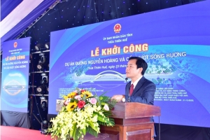Khởi công Cầu vượt qua sông Hương và Dự án đường Nguyễn Hoàng 2.281.569 triệu đồng.