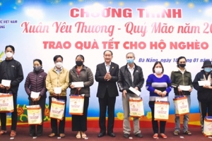 Đà Nẵng: Trao hơn 16.000 suất quà Tết cho hộ nghèo, hộ khó khăn