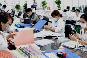 Chính phủ chỉ đạo về cải cách tiền lương; khắc phục tình trạng công chức, viên chức nghỉ việc