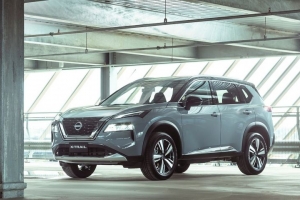 Nissan triệu hồi gần nửa triệu xe để khắc phục sự cố trên vô lăng