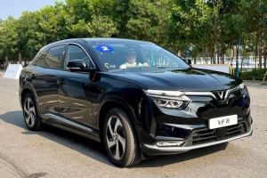 Lỗi phanh, VinFast triệu hồi 2.781 xe VF 8