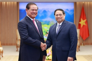 Thủ tướng Phạm Minh Chính tiếp Phó Thủ tướng, Bộ trưởng Bộ Nội vụ Vương quốc Campuchia