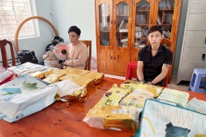 Bắt giữ 02 đối tượng vận chuyển 18,6kg ma túy từ Campuchia về Việt Nam