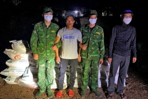 An Giang bắt giữ đối tượng vận chuyển 1,5 tấn đường cát nhập lậu