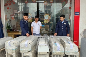 Phát hiện và thu giữ nhiều bộ sản phẩm điều hòa nhập lậu tại Thái Nguyên