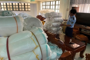 Thu giữ nhiều loại lưới đánh bắt cá không rõ nguồn gốc, xuất xứ ở An Giang