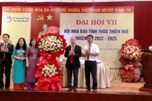 Nhà báo Nguyễn Thị Phương Nam được bầu làm Chủ tịch Hội Nhà báo tỉnh Thừa Thiên Huế