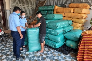 An Giang: Thu giữ gần 3 tấn vải nhập lậu và không rõ nguồn gốc xuất xứ