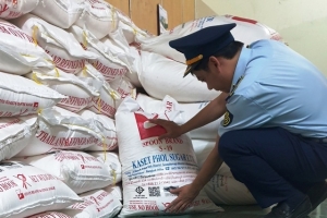 Nghệ An: Phát hiện, thu giữ 4,5 tấn đường cát nhập lậu
