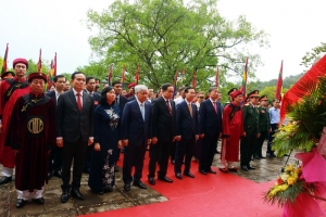 Lãnh đạo Đảng, Nhà nước dâng hương tưởng niệm các Vua Hùng