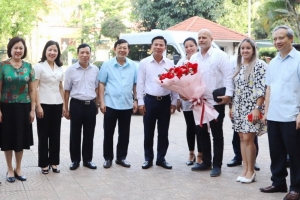 Bí thư Tỉnh ủy Thanh Hóa tiếp xã giao Đoàn đại biểu cấp cao Ủy ban Bảo vệ cách mạng Cu Ba