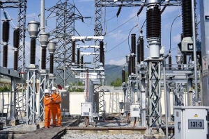 EVN kiến nghị tạm ngừng nhà máy đạm nhường khí cho sản xuất điện 2 tháng mùa khô