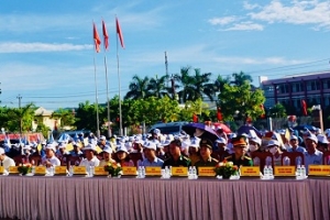 Bình Định: Phát động phong trào “Môi trường du lịch AN TOÀN – THÂN THIỆN – HẤP DẪN”