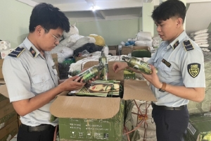 Phú Yên: Tạm giữ trên 10.000 sản phẩm vận chuyển trái phép