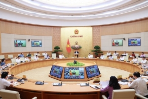 Điểm những thông tin nổi bật tuần qua: Chính phủ họp trực tuyến về kinh tế xã hội 5 tháng