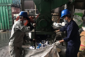 TP. HCM tiêu hủy gần 21.000 bao thuốc lá nhập lậu
