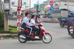 Xử lý nghiêm hành vi giao xe hoặc để cho người không đủ điều kiện điều khiển