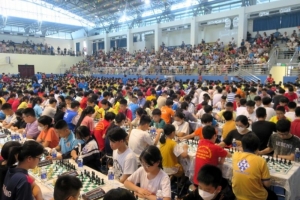 Hàng nghìn vận động viên tham dự Giải Vô địch cờ vua Hoa phượng đỏ mở rộng 2023