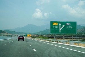 Tạm đóng cao tốc Nha Trang - Cam Lâm