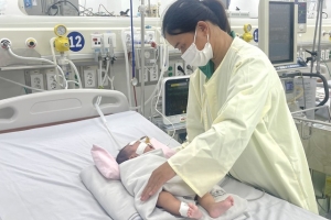 Cần giải pháp căn cơ và chủ động hơn về cung ứng thuốc điều trị bệnh tay chân miệng nặng