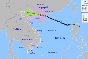 Bão số 1 đang áp sát về Móng Cái, Quảng Ninh