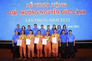 5 cá nhân tiêu biểu của EVN nhận Giải thưởng Nguyễn Đức Cảnh lần IV