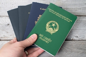 Từ ngày 15/8, có thể bổ sung "nơi sinh" vào hộ chiếu