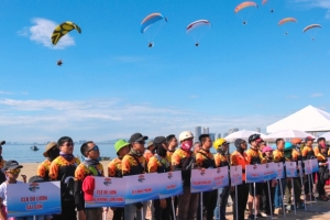 Đà Nẵng: Khai mạc Giải dù lượn "Bay trên biển Tiên Sa”, hơn 120 phi công trình diễn