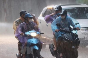 Thời tiết hôm nay 6/8: Nắng nóng ở Nam Trung Bộ, miền Bắc vẫn diễn ra mưa to