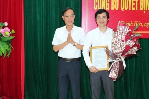 Công bố quyết định của Chủ tịch UBND tỉnh Thanh Hóa về công tác cán bộ