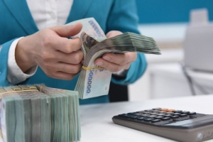 Thủ tướng yêu cầu họp khẩn để tăng khả năng tiếp cận tín dụng cho doanh nghiệp