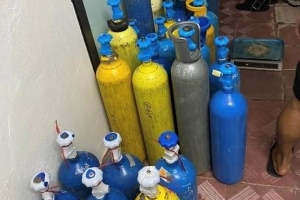 Triệt phá kho khí "bóng cười" tại Thanh Trì từ tin báo của người dân qua facebook