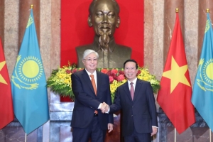 Thông cáo báo chí chung về kết quả chuyến thăm chính thức Việt Nam của Tổng thống Kazakhstan
