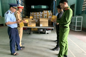 Bắc Giang: Cục QLTT xử lý nhiều vi phạm trong kinh doanh thực phẩm, đồ chơi trẻ em dịp Tết Trung thu