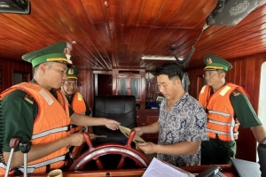 Quảng Ninh: Đồn Biên phòng Đảo Trần phát hiện, bắt giữ 6 phương tiện tàu cá vi phạm