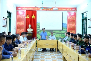 Lào Cai: Bộ trưởng, Chủ nhiệm Ủy ban Dân tộc Hầu A Lềnh thăm hỏi đồng bào bị thiệt hại do thiên tai
