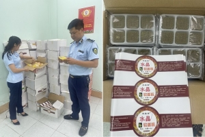 Lào Cai: Tạm giữ số lượng lớn bánh trung thu không rõ nguồn gốc