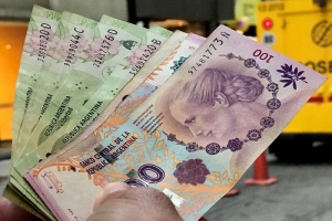 Argentina duy trì lãi suất ổn định 
