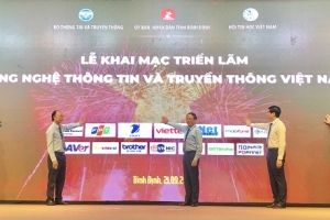 Bình Định: Hoành tráng Triển lãm sản phẩm Công nghệ thông tin, truyền thông