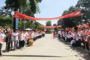 Người dân xứ Thanh vui mừng đón nhà vô địch Olympia năm thứ 23 trở về