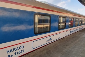 Đoàn tàu chất lượng cao SE19 chặng Hà Nội-Đà Nẵng chuẩn bị khai trương