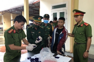 Quảng Trị bắt giữ đối tượng vận chuyển 18.000 viên ma túy tổng hợp