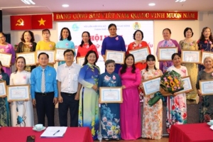 TP. Hồ Chí Minh: Tuyên dương 16 nữ chủ nhà trọ chăm lo tốt người lao động