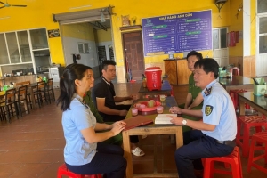 Lực lượng Quản lý thị trường Thanh Hóa đẩy mạnh tuyên truyền về bảo đảm vệ sinh an toàn thực phẩm